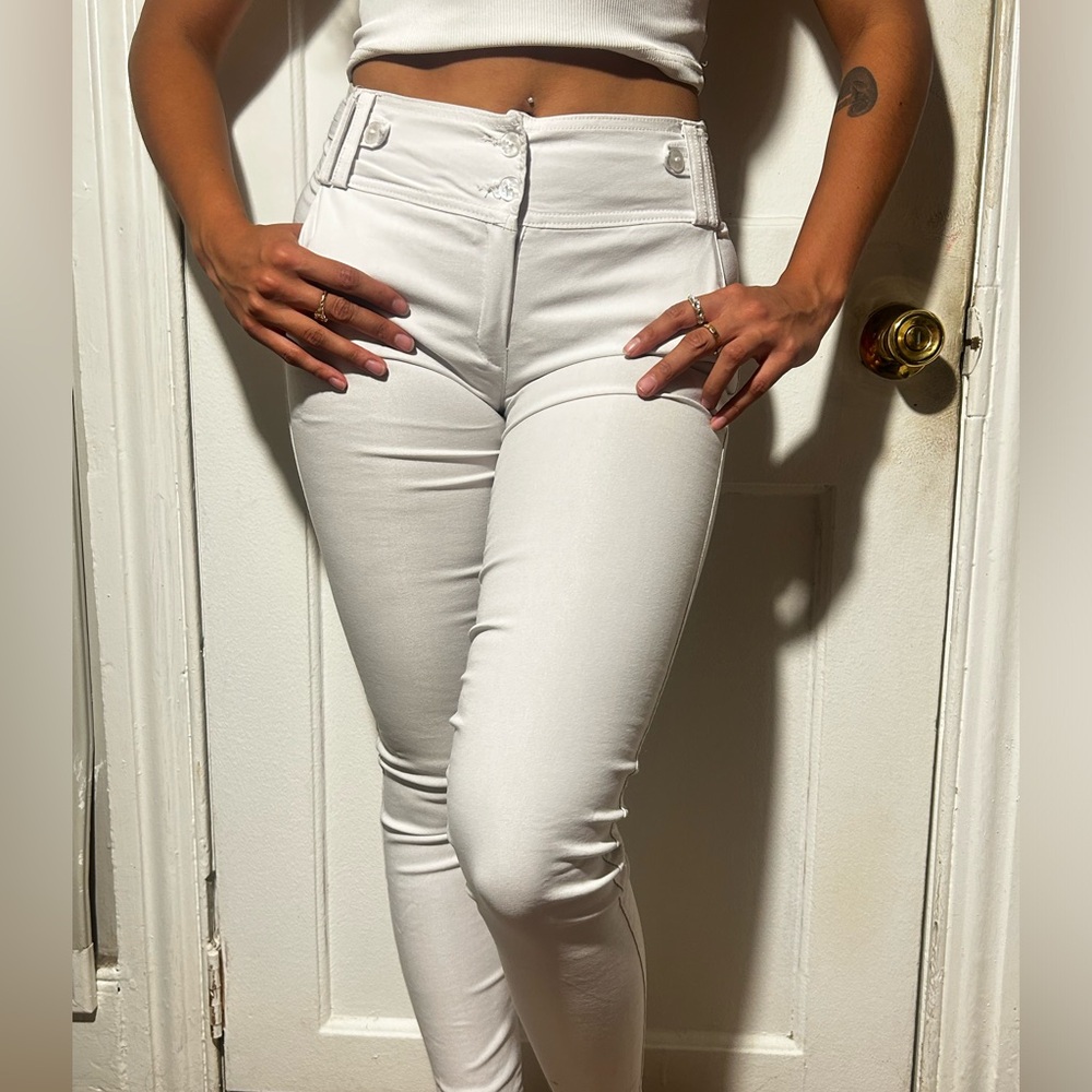 High-Waisted White Skinny Pants